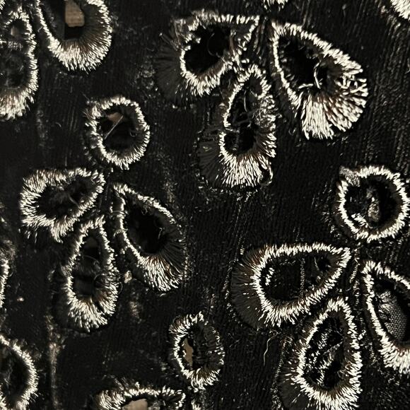 Vintage 60s Size Medium Black Velvet Sheath Dress Eyelet Half Sleeves Party - Picture 6 of 8